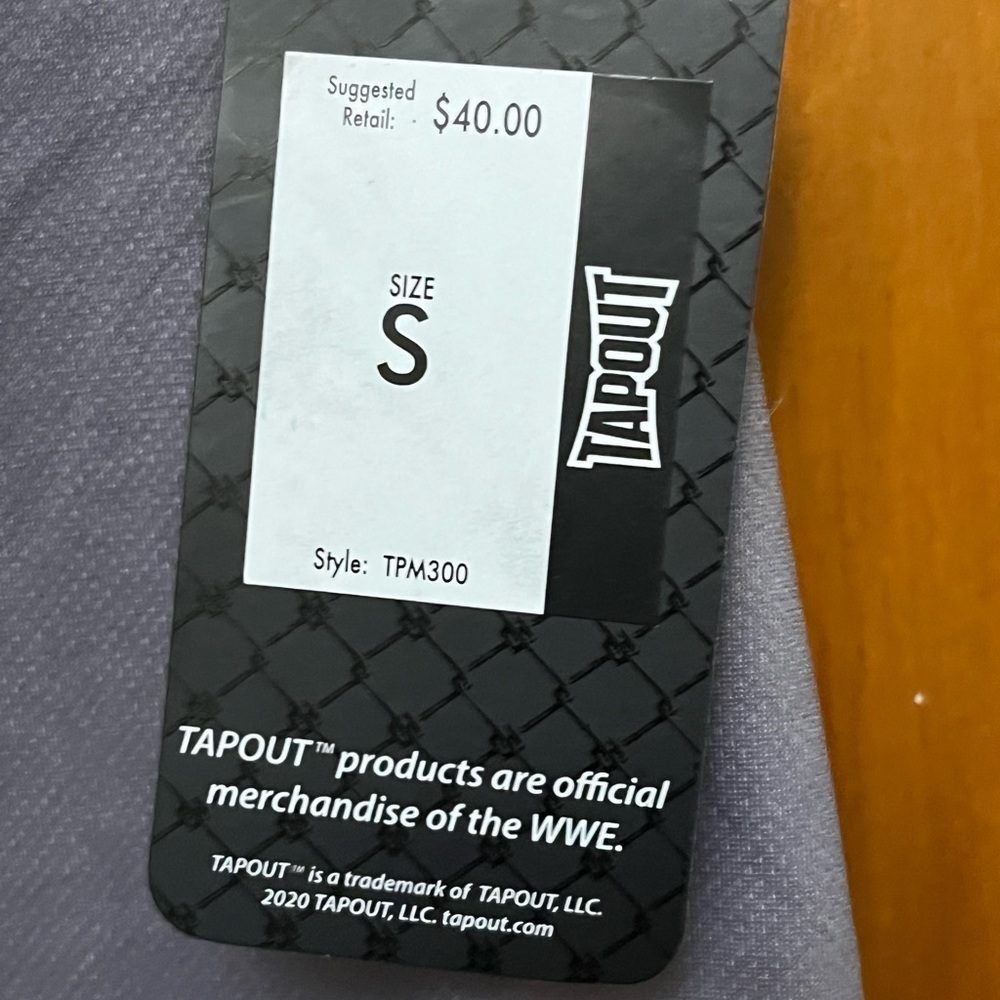 🆕Tap Out WWE. Mens muscle shirt - Picture 6 of 6